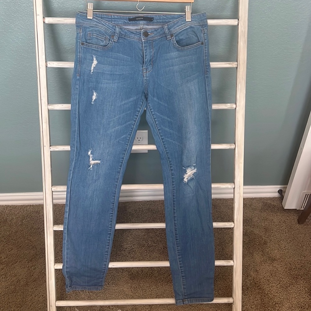 Harper Distressed Skinny Jeans sz 30